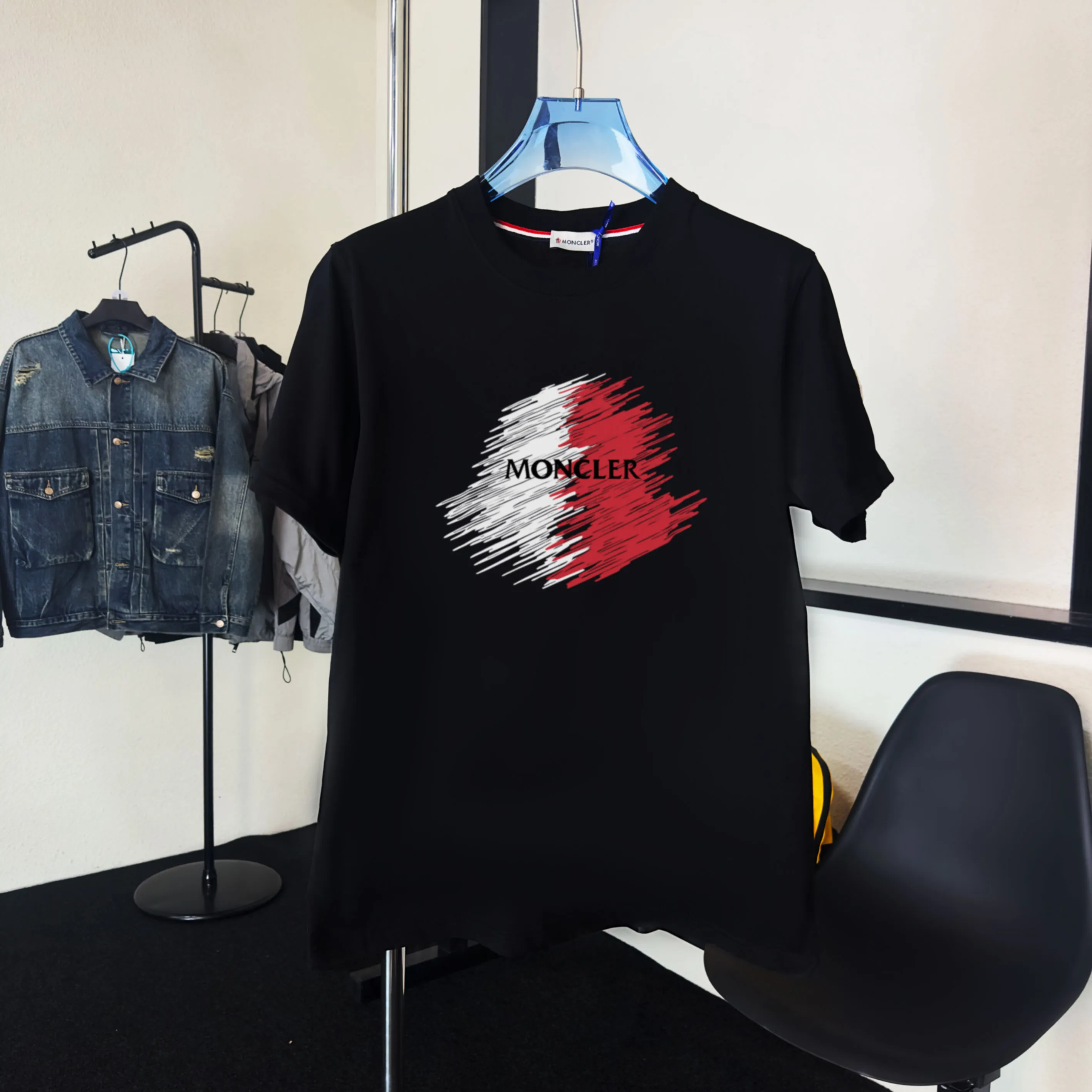 《 ~NFC ~ 》《Moncler~ 》2025New Arrival Quality T , Versatile Quality ！ ‼ 32 250G ‼ ， ， ， ， T 🤪 Sizes：S-M-L-XL-2XL ：Black，White， Same Style